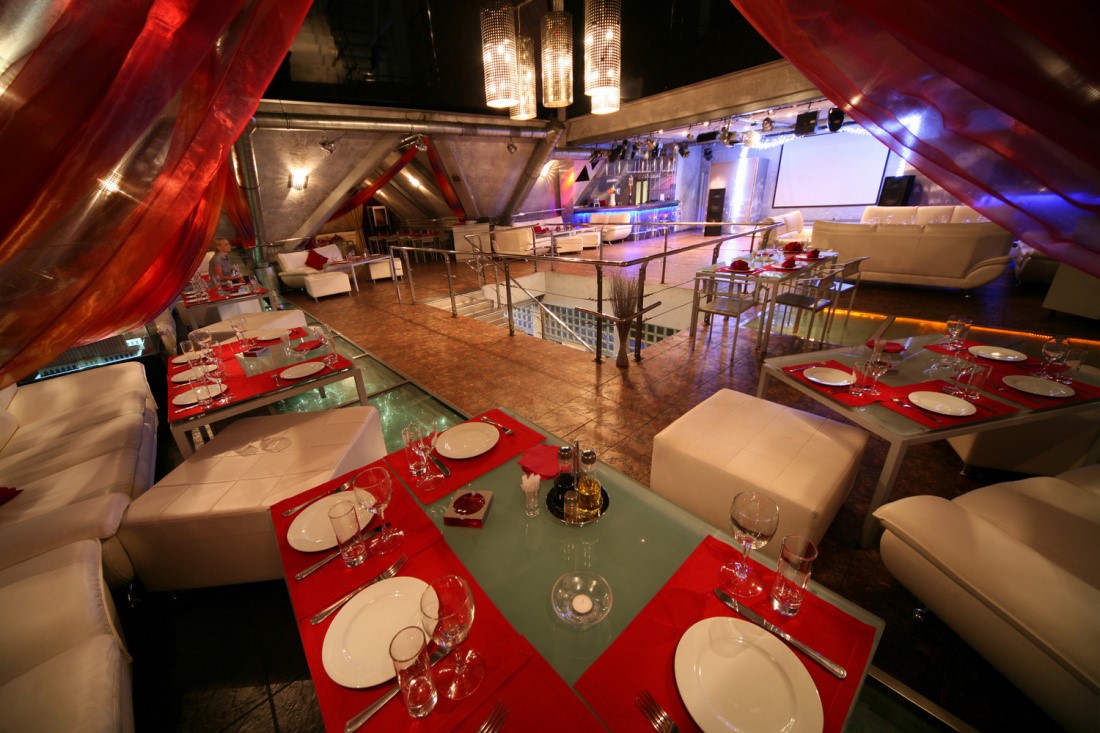 аренда зала ресторана в клубе Высотка в Москве