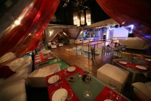 Боулинг в «Высотке» с рестораном в Москве