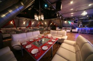 Интерьер в аренду ресторана для мероприятия в Москве